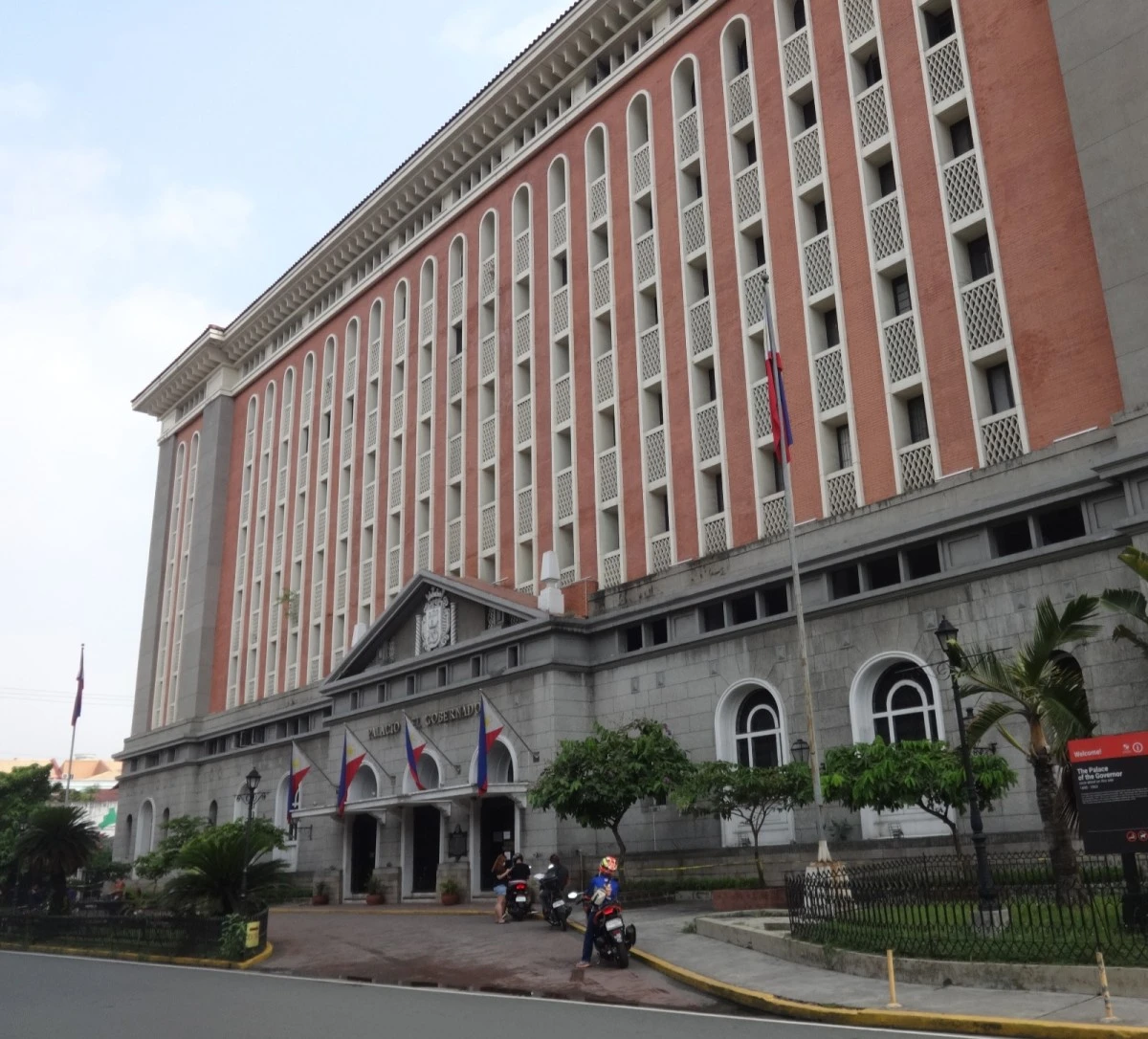 Comelec office in Manila (Wikipedia)