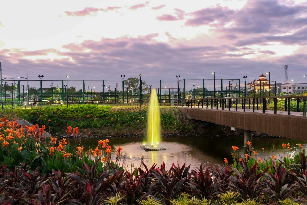 The Rainwater Park is a lush retreat that doubles as a flood-control basin, holding up to 7,500 cubic meters of rainwater.