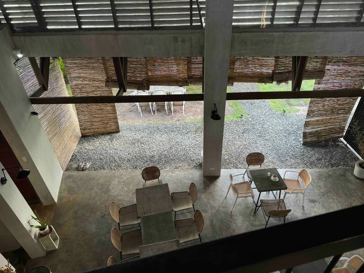 The hotel's the dining area,