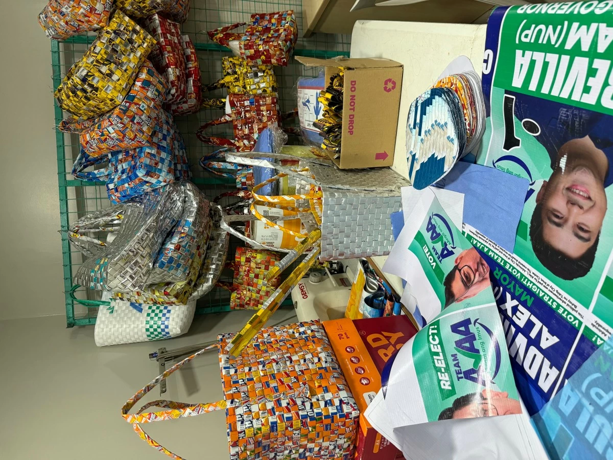 Bags, fans, and other items made from campaign tarpaulins and rejected plastic packaging (Photo from Imus CENRO/MANILA BULLETIN)