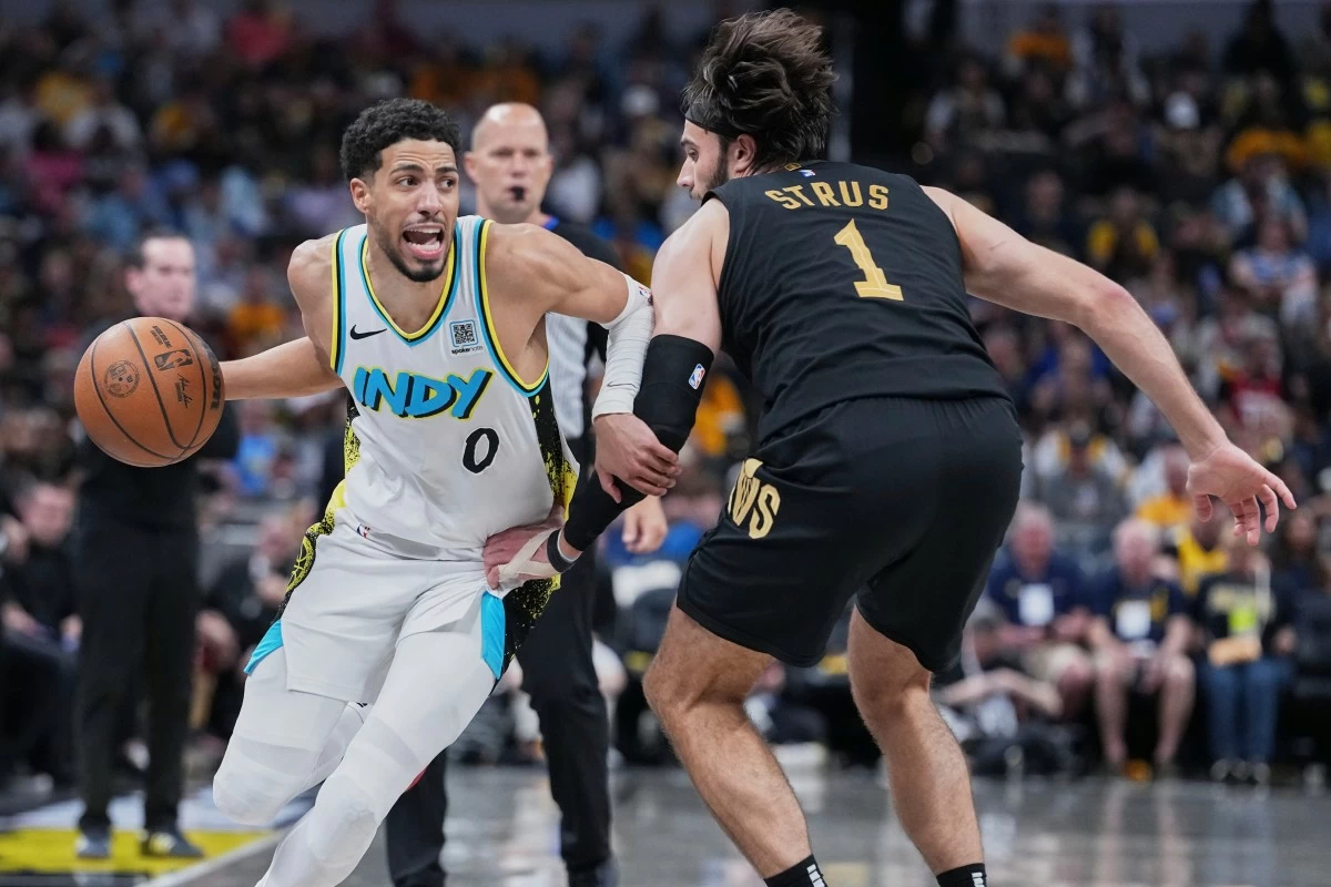 TYRESE HALIBURTON and the Indiana Pacers face the New York Knicks in Game 1 of their Eastern Conference Finals on Thursday, May 22. (File Photo/AP)