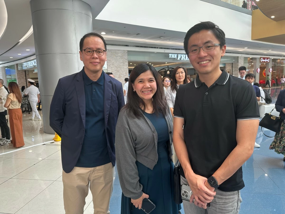 Ozen Chan, Jordan Tan, and a friend