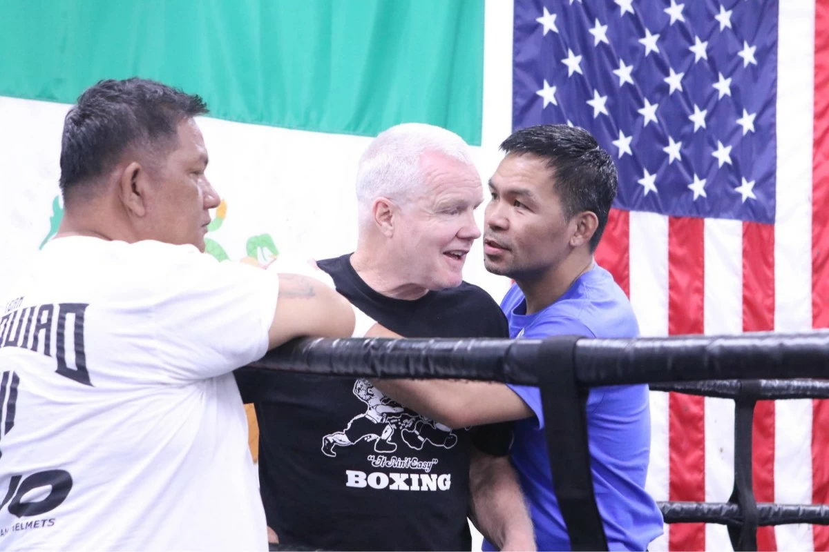 Manny Pacquiao and Freddie Roach along with Buboy Fernandez during the boxing great's return to the Wildcard Boxing Gym (Jhay Oh Otamias)