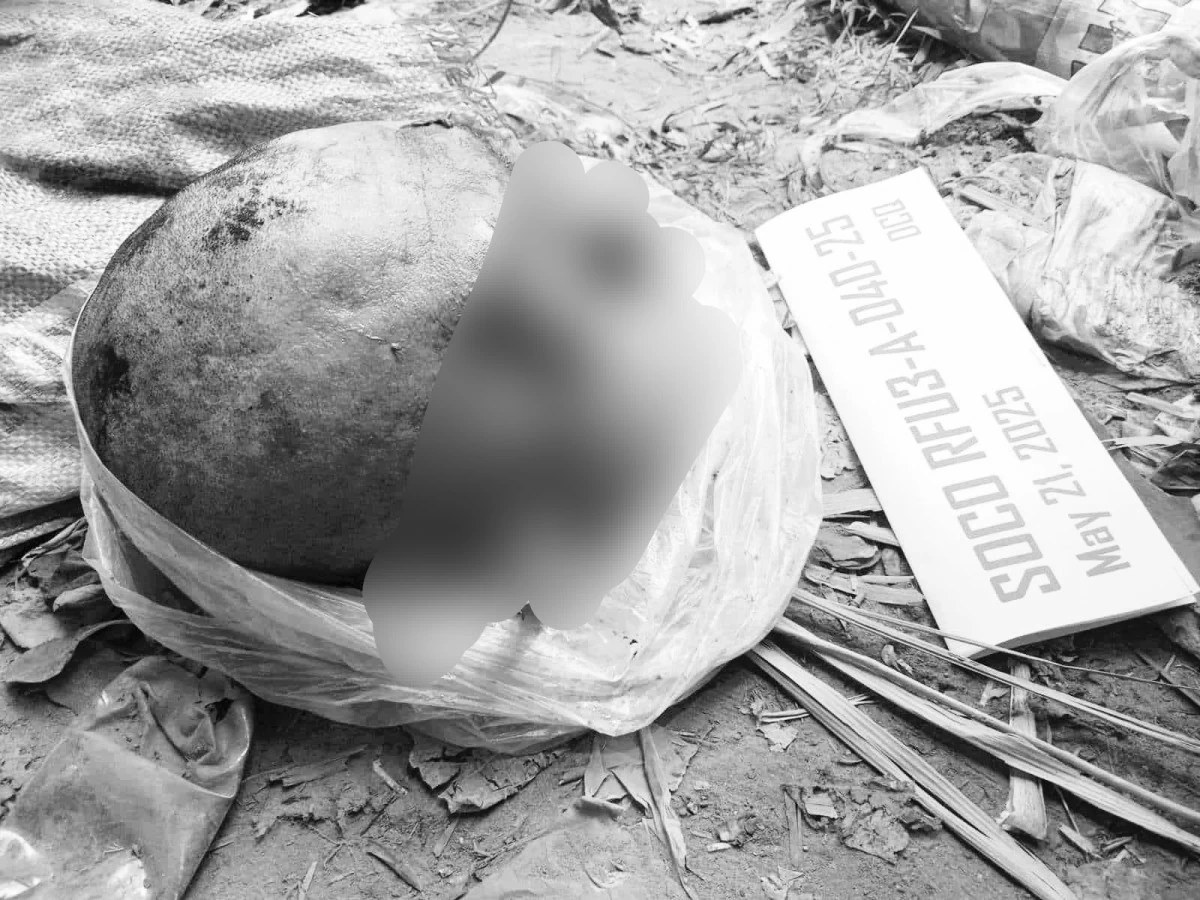 The Scene of the Crime Operatives (SOCO) processed the evidence that might indicate the origin of the victim where body and severed head were fished out in San Rafael, Bulacan river. (Photos courtesy of San Rafael police)
