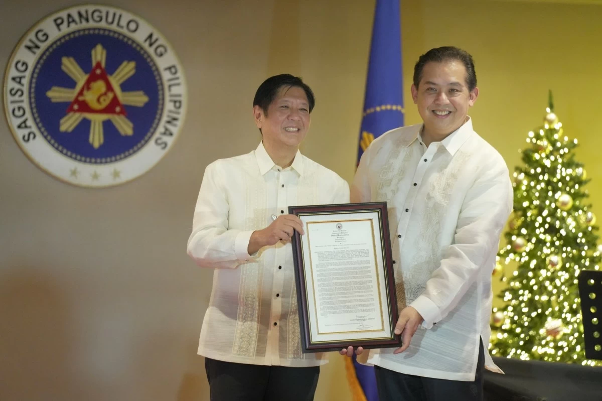 President Ferdinand "Bongbong" Marcos Jr. (left), House Speaker Martin Romualdez (Speaker’s office)