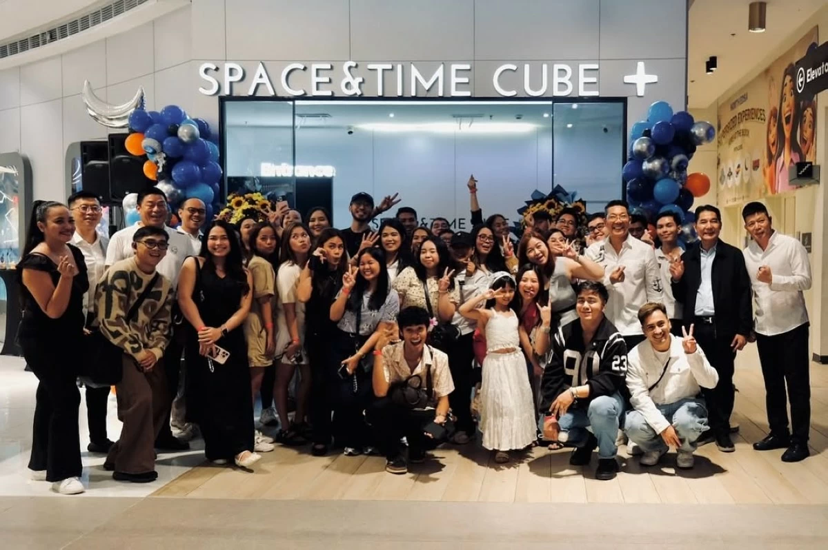 Guests' beaming faces added an extra burst of energy, perfectly matching the museum's vibrant vibe.
