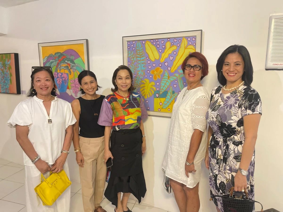 Nena Daluz, Lea Imperial, Tonette Tionko, Bambi Perez de Tagle, and Marissa Tionko