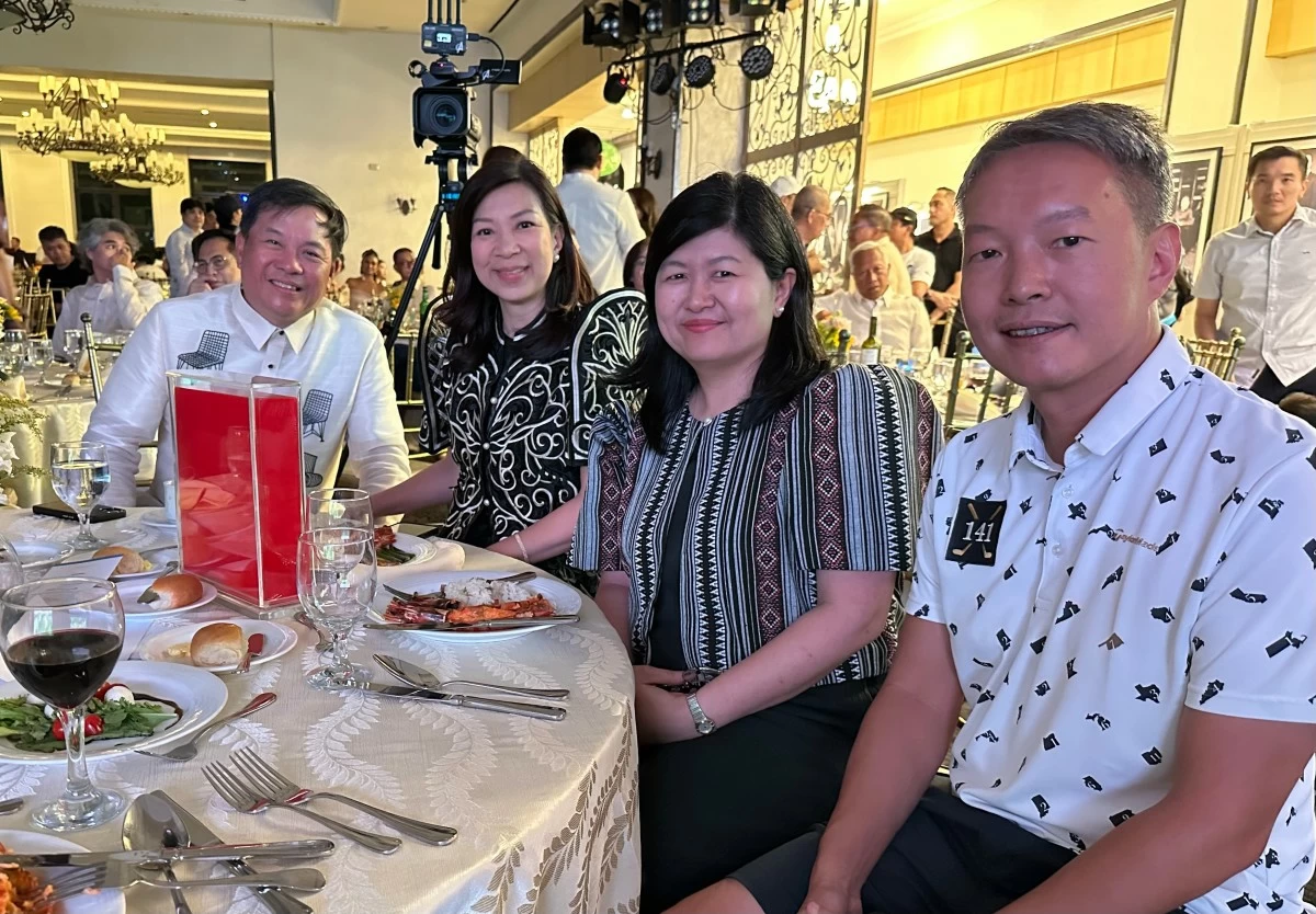 Fred and Sarah, Fred’s sister Carol, and Justin Ongsue