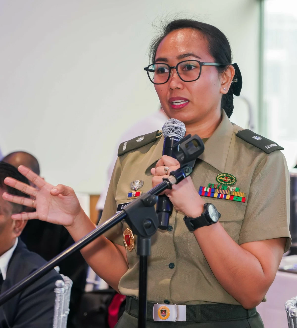 Empowering soldiers with financial literacy - Major Maria Theresa Babiera of the Philippine Army shares her story on financial discipline at a town hall event organized by BDO Foundation and the BSP.