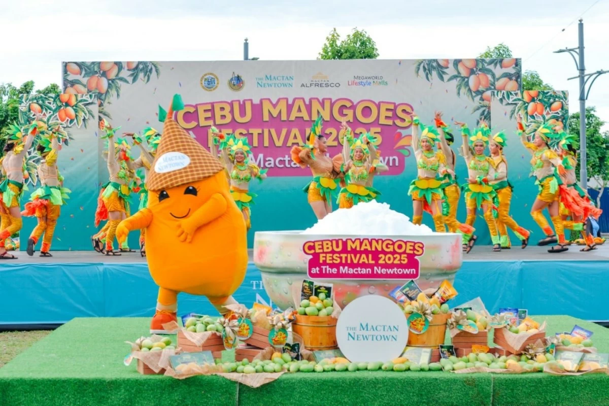 From May 16 to June 8, the festival turns the township into a vibrant hub of mango treats, street parades, and cultural performances for everyone to enjoy.