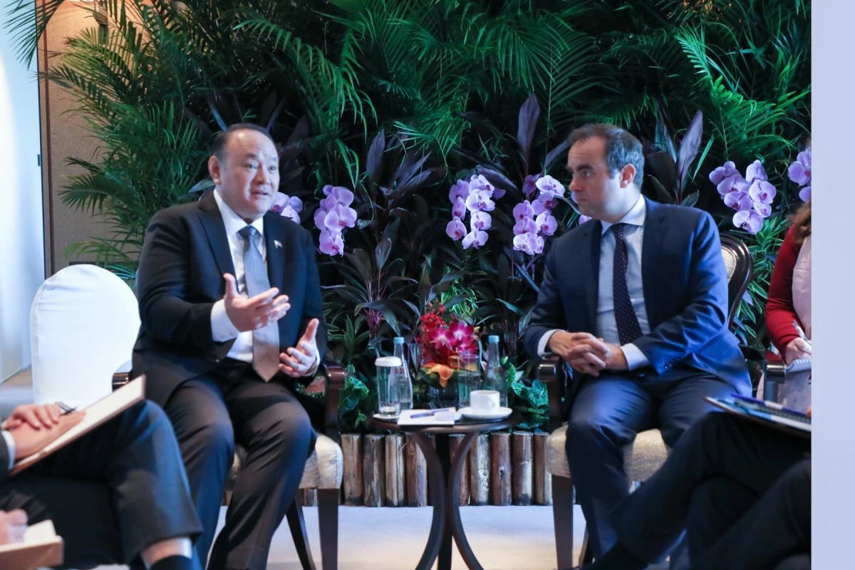 Department of National Defense (DND) Secretary Gilberto Teodoro Jr. and French Minister of the Armed Forces Sébastien Lecornu (Photo: DND)