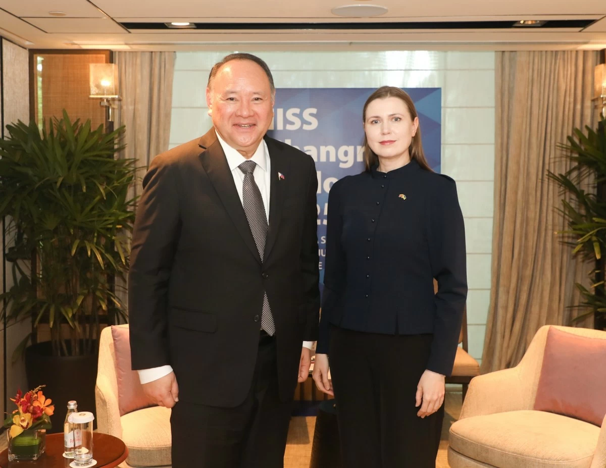 Department of National Defense (DND) Secretary Gilberto Teodoro Jr. and Lithuanian Minister of National Defence Dovilė Šakalienė (Photo: DND)