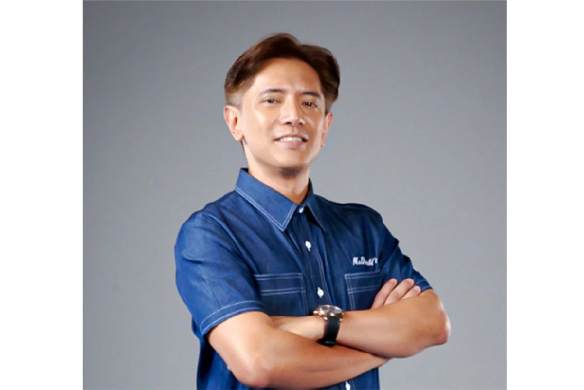 Eric Castro, one of the Operations Managers of a McDonald’s branch.