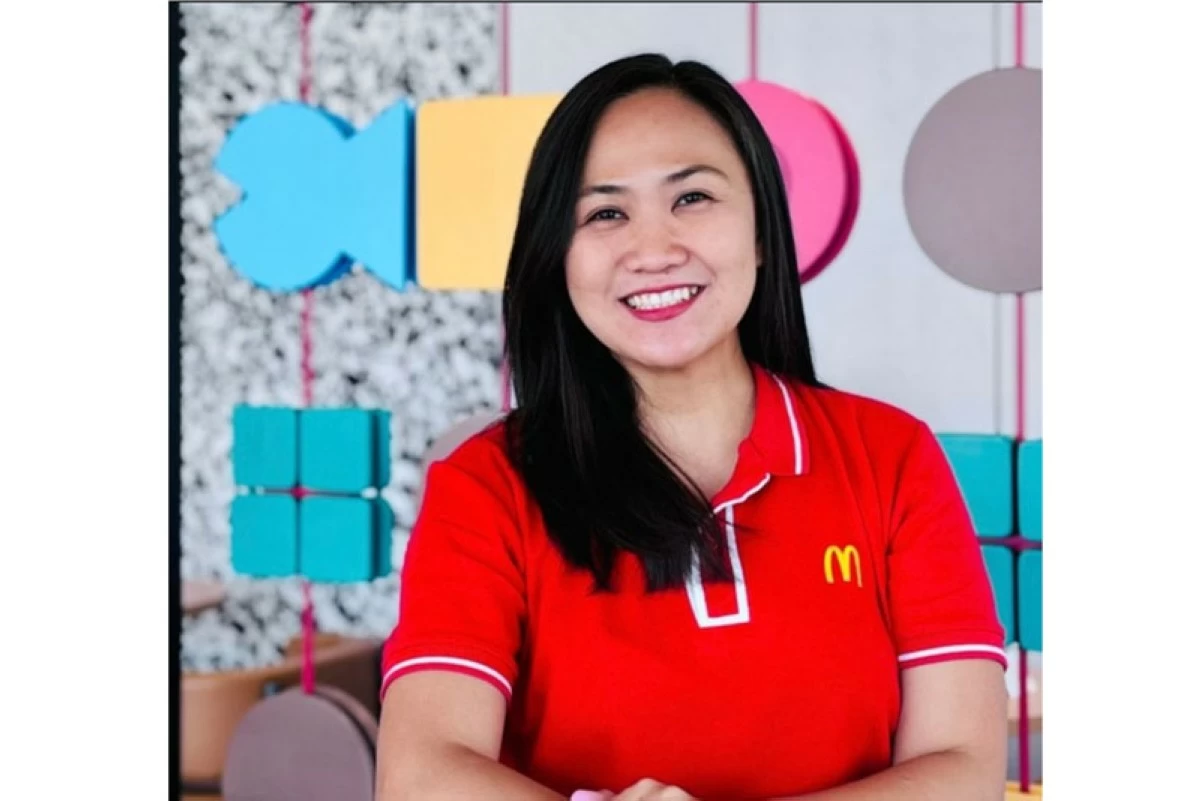 Sariah ‘Aya’ Guillermo, one of the Operations Managers of a McDonald’s branch.