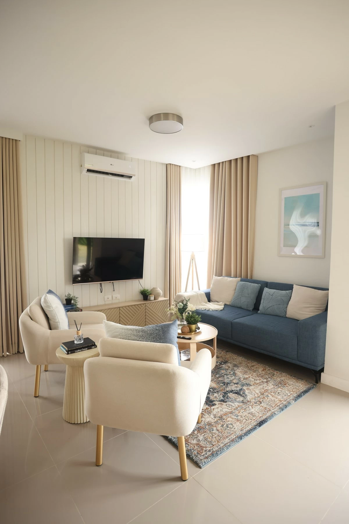 Solea's living area