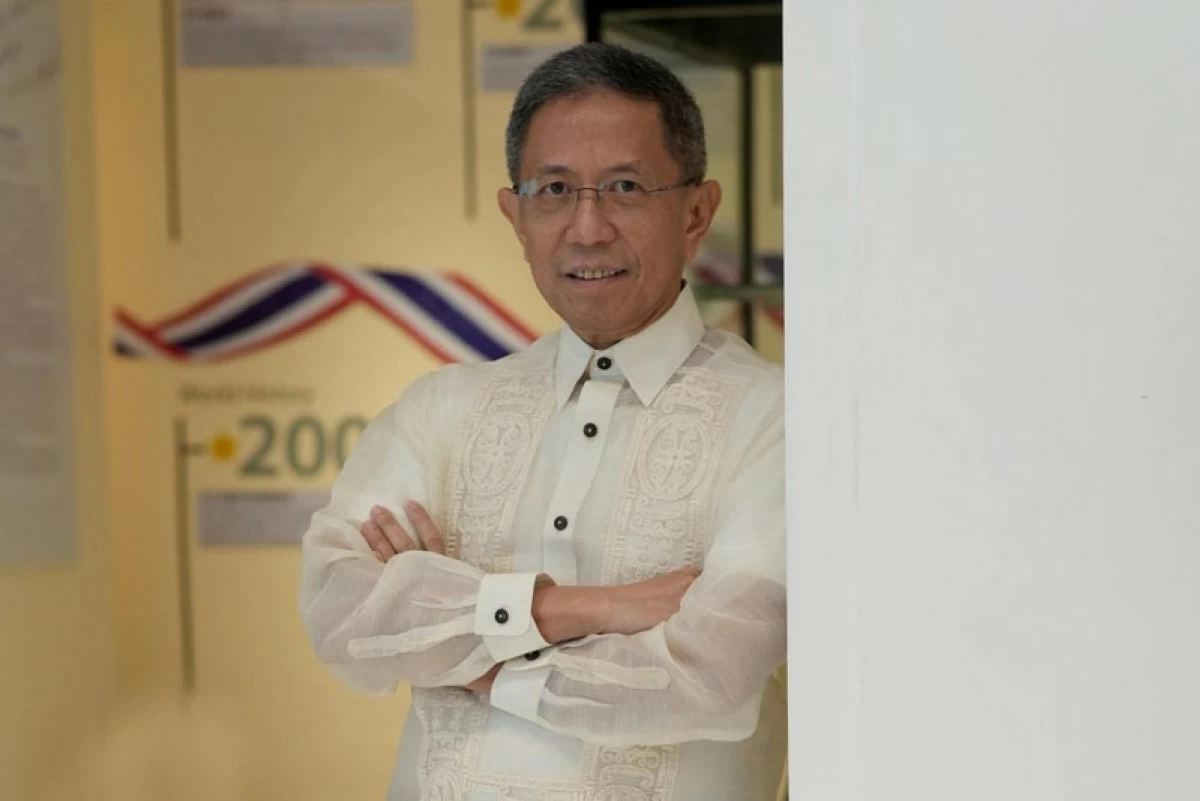DOE Secretary, Raphael P.M. Lotilla