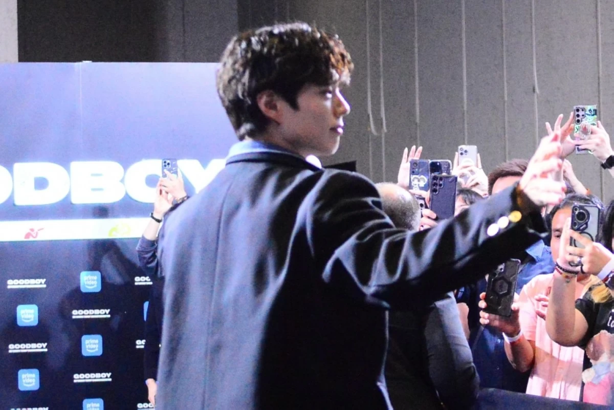 Park Bo-gum greets the media at the blue carpet event for Prime Video's 