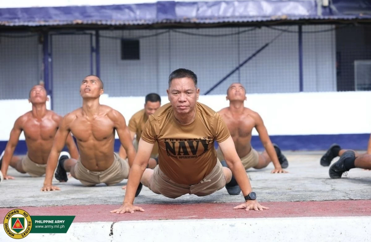 Philippine Army (PA) chief Lt. Gen. Roy Galido earns an honorary badge from the Naval Special Operations Command after joining the rigorous training drills of the Philippine Navy's most elite warriors during a visit at the Naval Base Heracleo Alano in Sangley Point, Cavite on June 7, 2025. (Photo: PA)