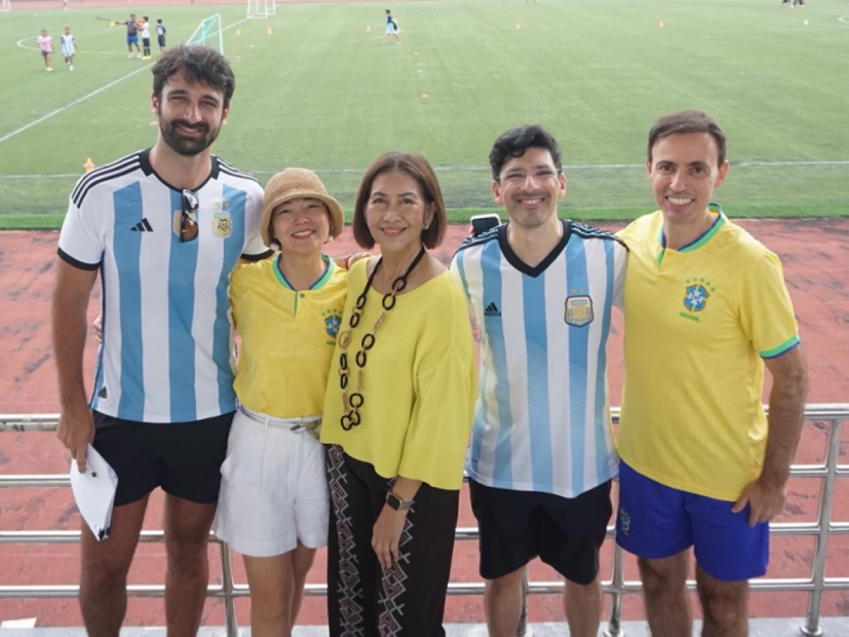 Fabricio Sordoni and Gabriel Rivera from the Embassy of Argentina, Maria Concepcion “Ichi” Yabut from the City of Makati, Gerson Gimenes, and Hope Zhang from the Embassy of Brazil