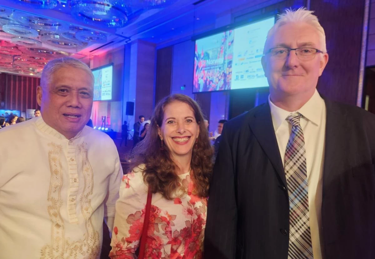 Raffy Guevarra with Mme. Gila Fluss Brachfeld, and Ian Fergus Murphy
