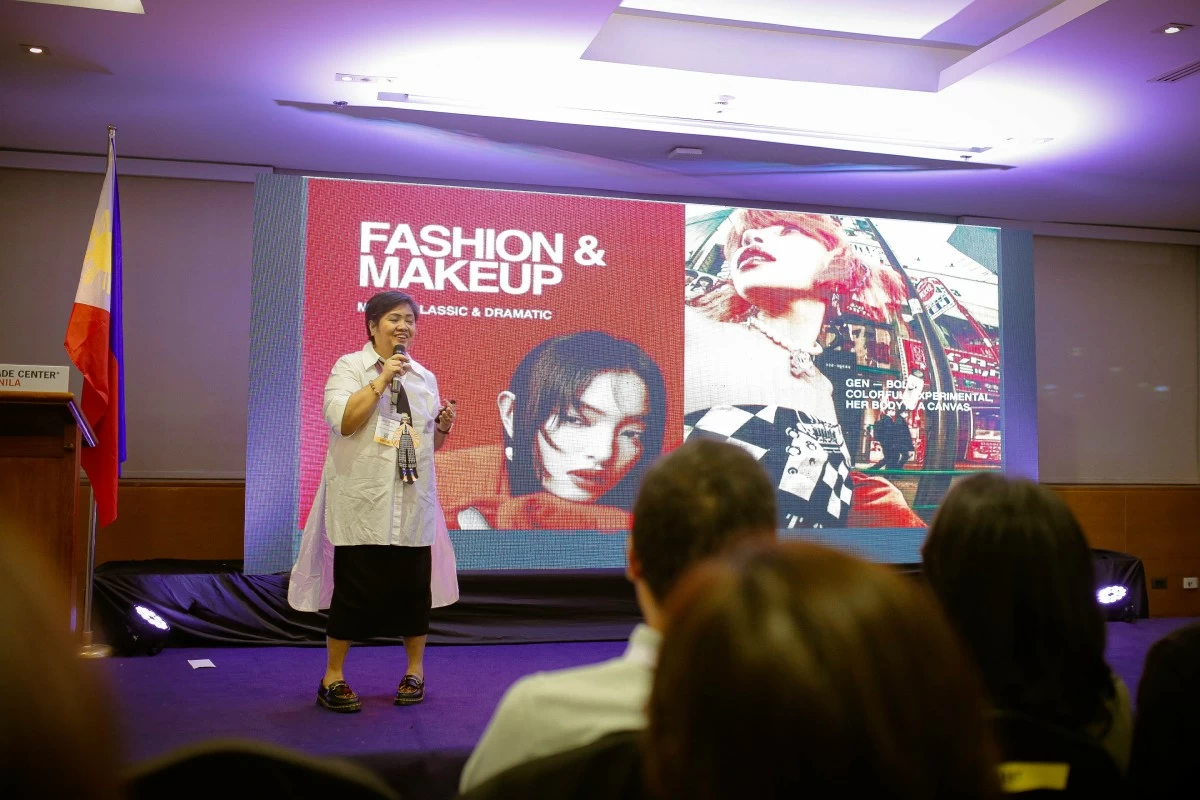 Betsy Baking's presentation covers the different perspectives of beauty across generations.