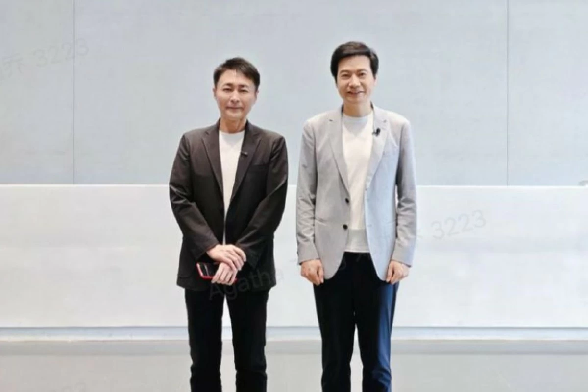 Gran Turismo creator, Kazunori Yamauchi, and Xiaomi Group Founder, Chairman, and CEO, Lei Jun.
