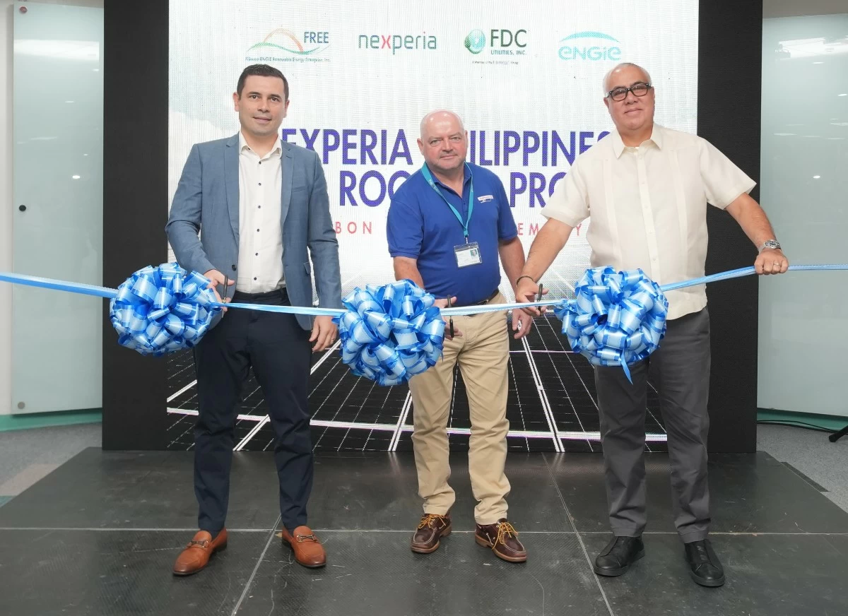 (From left to right) Jean-Baptiste Dreanic of ENGIE Services Philippines, Gareth Hughes of Nexperia Philippines, and Juan Eugenio Roxas of FDC Utilities, Inc. led the ribbon-cutting ceremony for the 3MWp solar rooftop project in Cabuyao, Laguna—celebrating a shared commitment to sustainability.