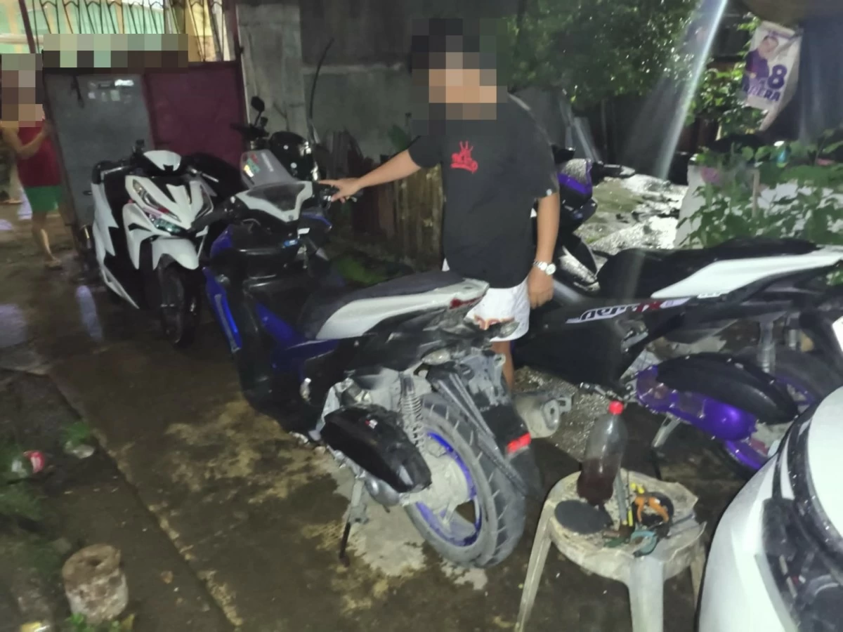 The quick response of the authorities in the robbery hold-up and carnapping incident in Calumpit, Bulacan on Monday, June 9, resulted in the arrest of the two suspects and the recovery of the stolen motorcycles in Barangay Paltok, Quezon City on Tuesday, June 10, 2025. (Photo courtesy of Calumpit police)