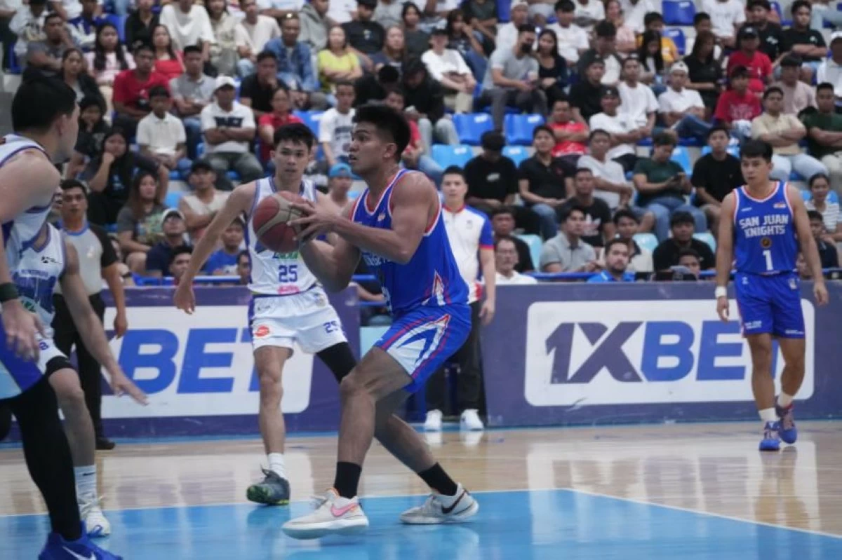 Dexter Maiquez shines for the San Juan Knights.