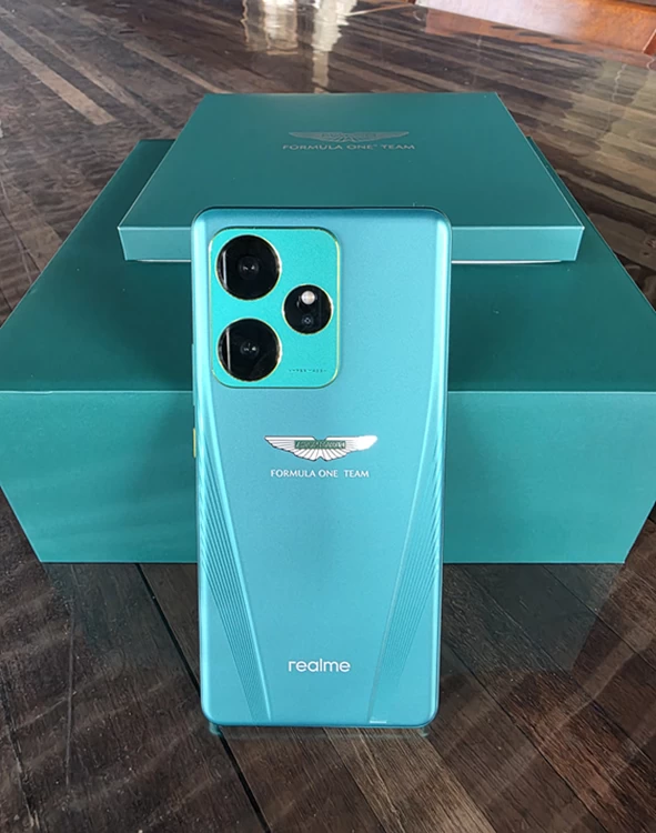 The realme GT 7 Dream Edition