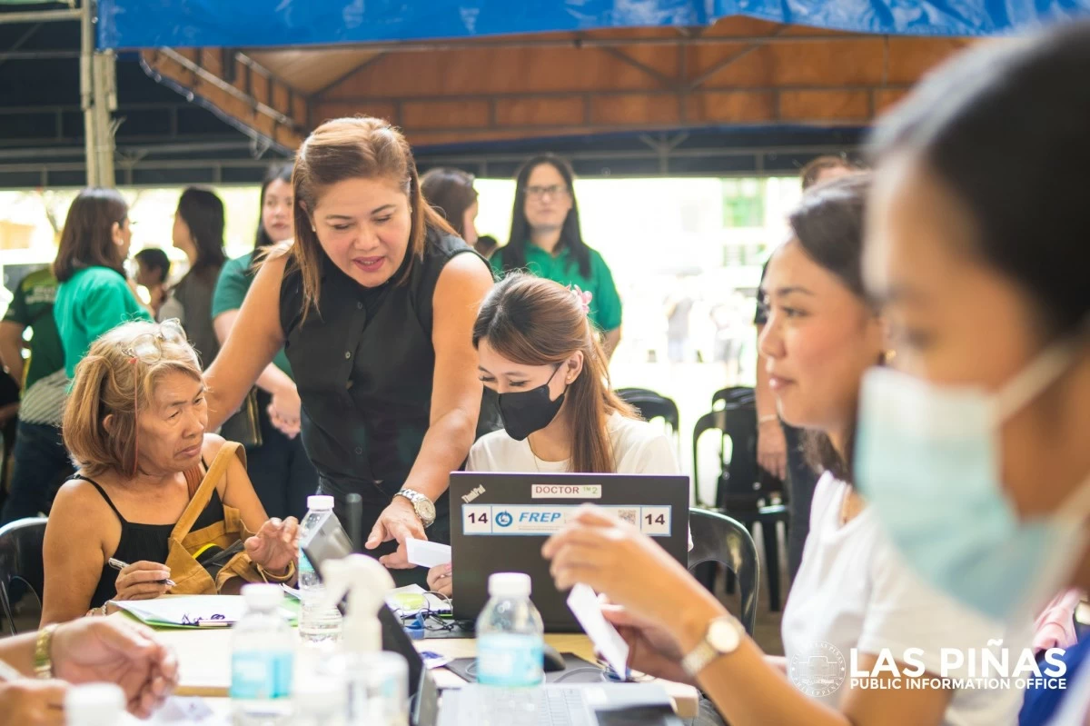 Mayor-elect April Aguilar during one of the medical missions in the city. (Photo from Las Pinas PIO)