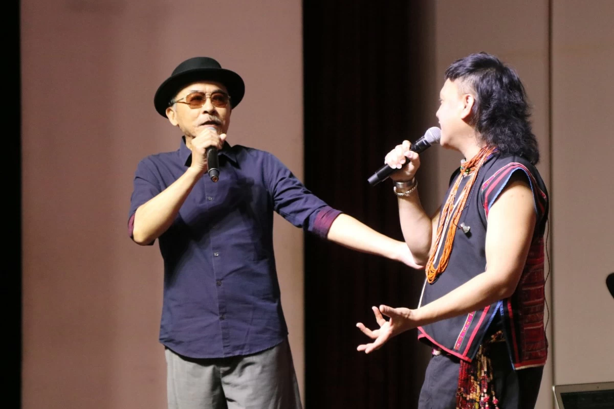 “King of Hakka” icon Ayugo Huang and Golden Melody winner Sangpuy Katatepan Mavaliyw
