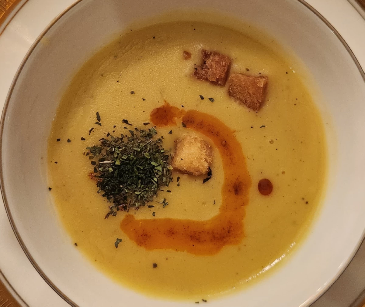 Mercimek Corbasi (lentil soup)