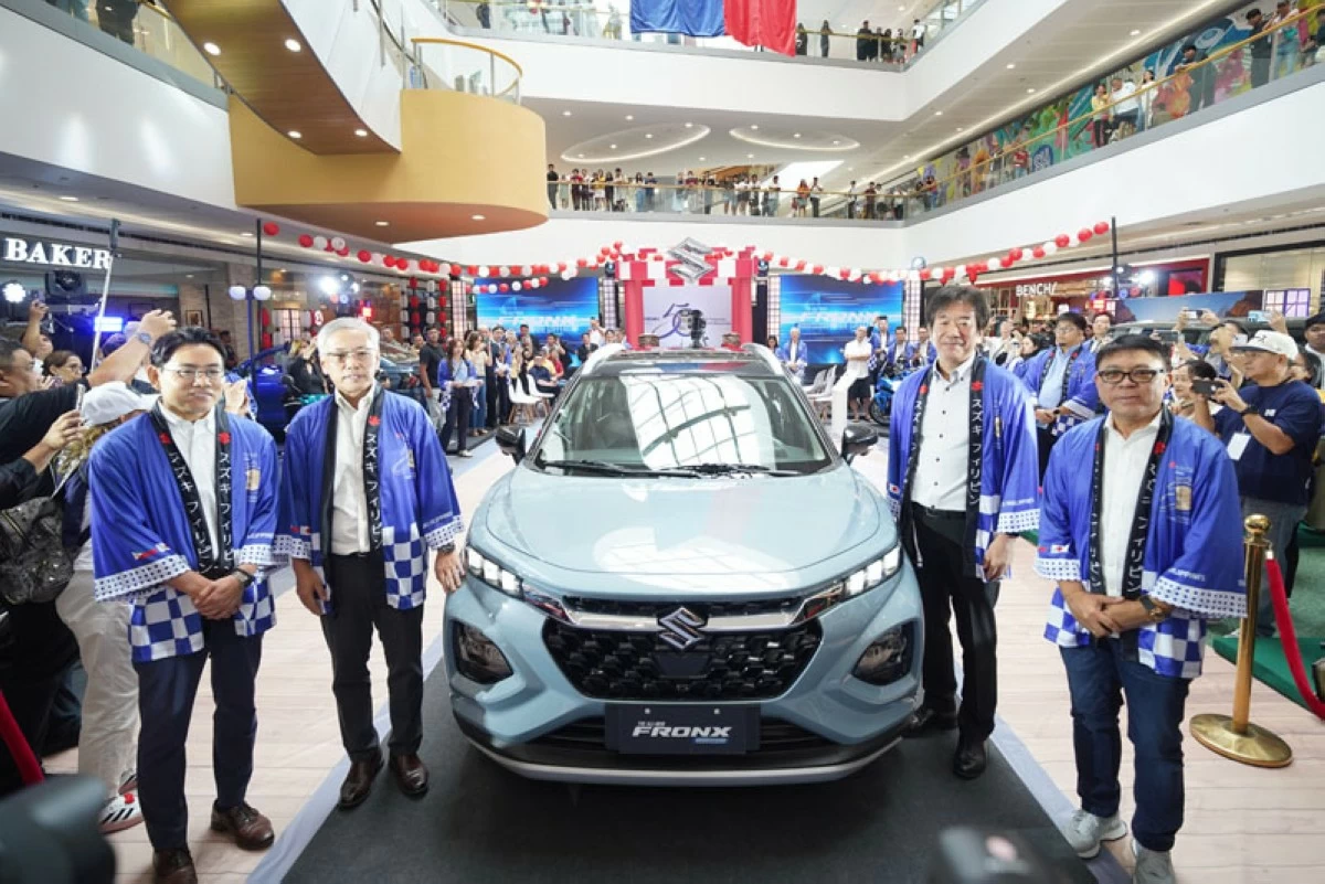 From left: SPH Automobile Director and General Manager Norihide Takei, SPH President Koichiro Hirao, SMC Managing Officer, Executive General Manager for Automobile Marketing - Asia, Latin America and Oceania, Masafumi Harano, and SPH Managing Director Norminio Mojica.