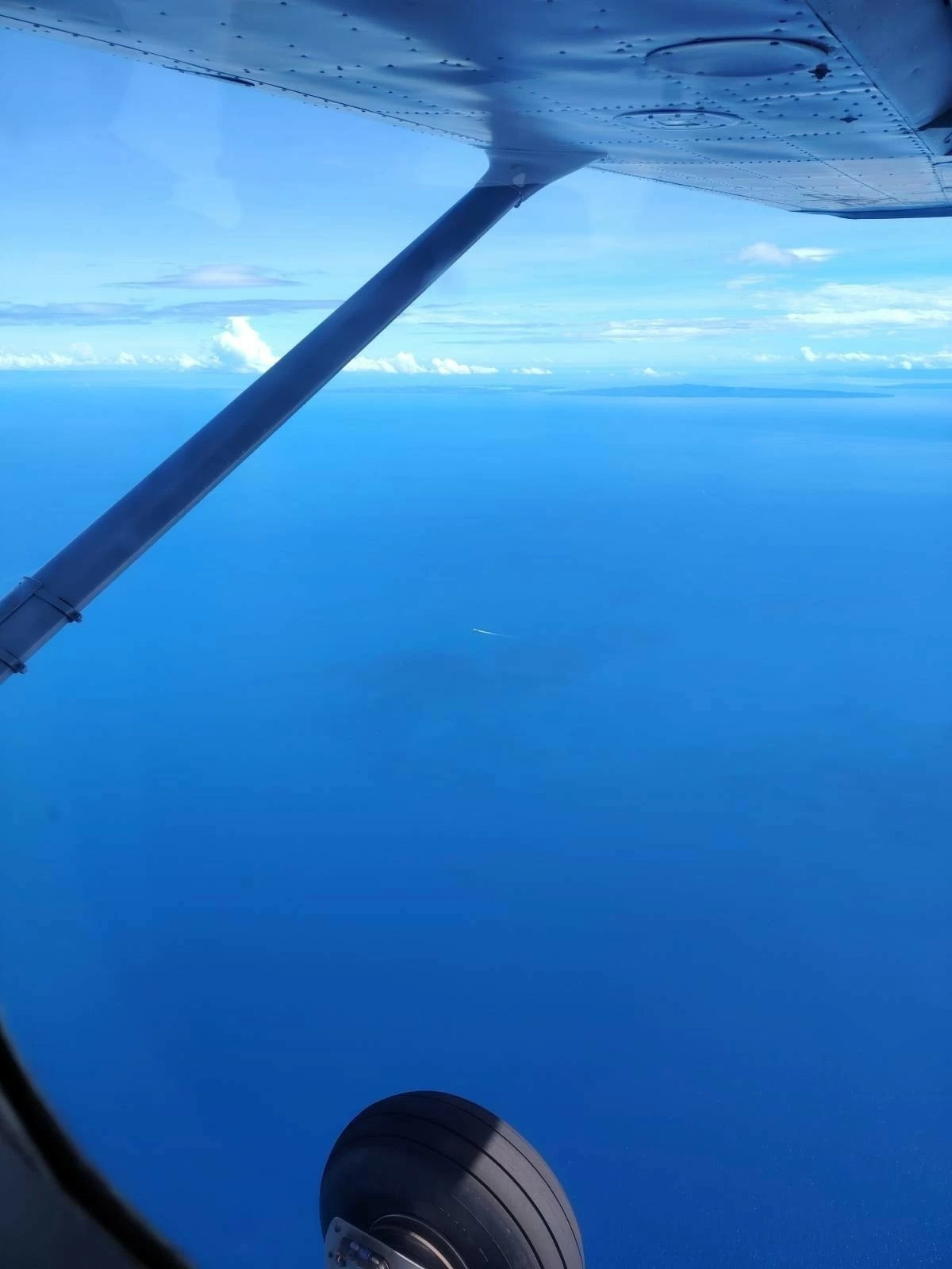 Photo shows the view from a Cessna 172 as the Aviation Regiment of the Philippine Army conducts a maritime air patrol over Central Visayas on June 19, 2025. (Courtesy of Aviation Regiment, Philippine Army)