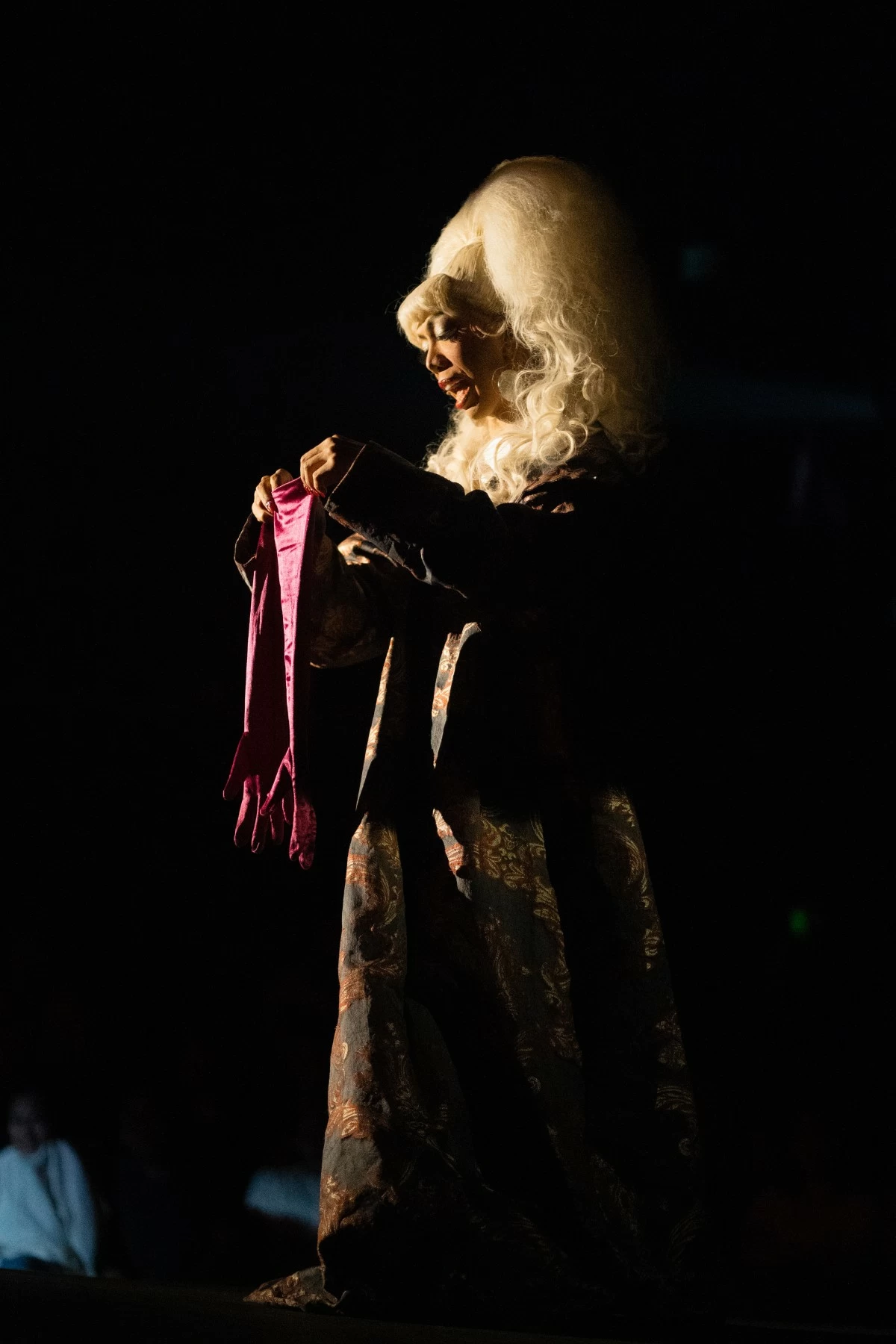 Jem Manicad as Mama Tars