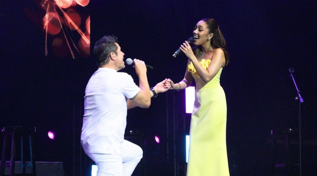 Filipino talent shines as Jonalyn Viray shares the stage with 98 Degrees, uniting global and local musical prowess.
