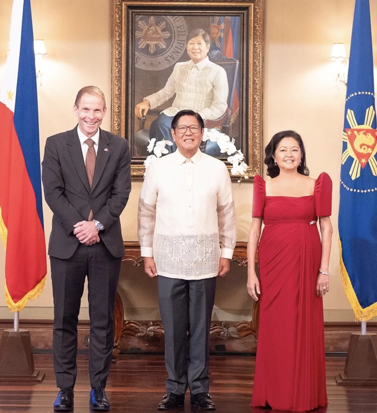 Norway Ambassador Christian Halaas Lyster with President Ferdinand Marcos Jr. and First Lady Louise Araneta-Marcos
