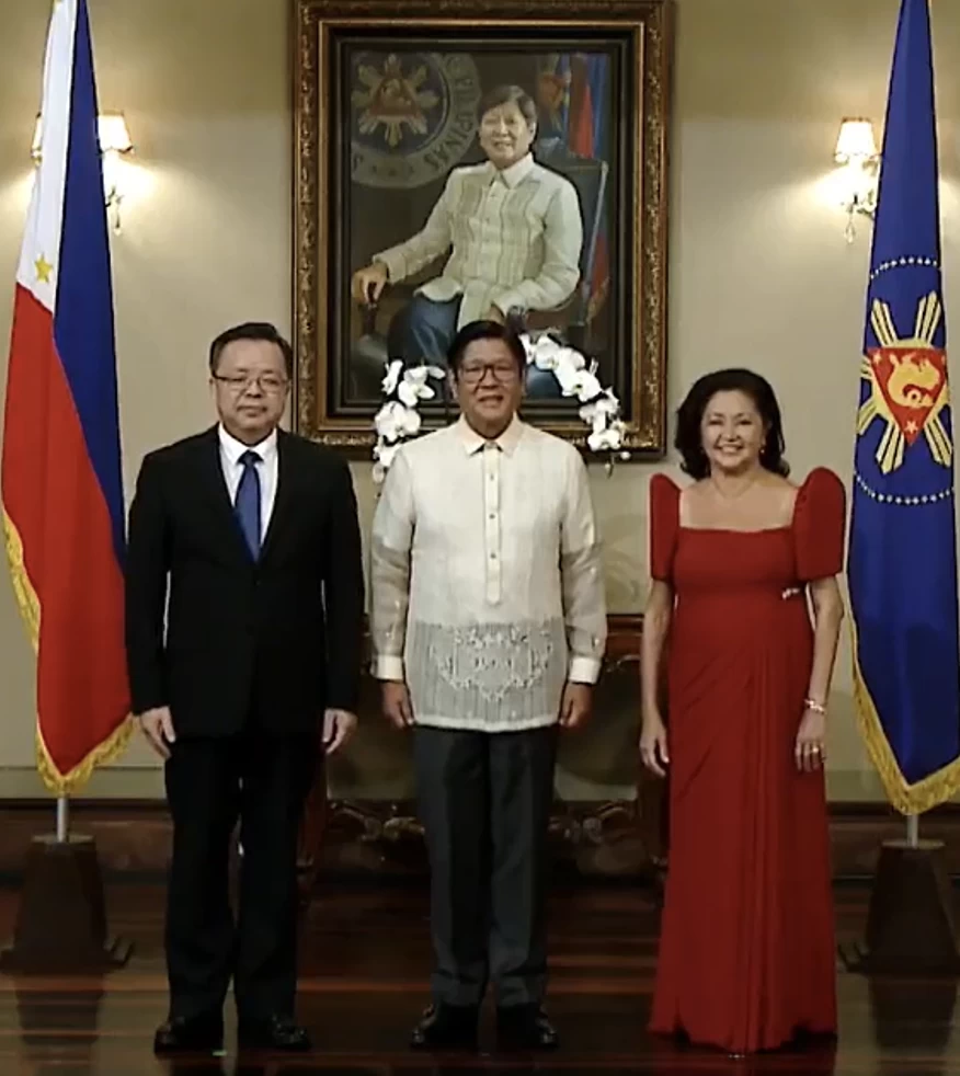 China Ambassador Huang Xilian with President Ferdinand Marcos Jr. and First Lady Louise Araneta-Marcos