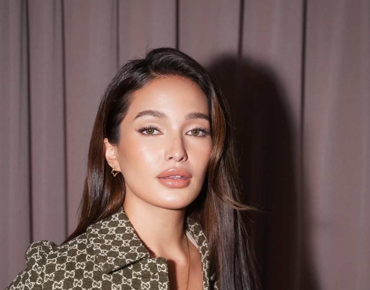 Sarah Lahbati (Facebook)