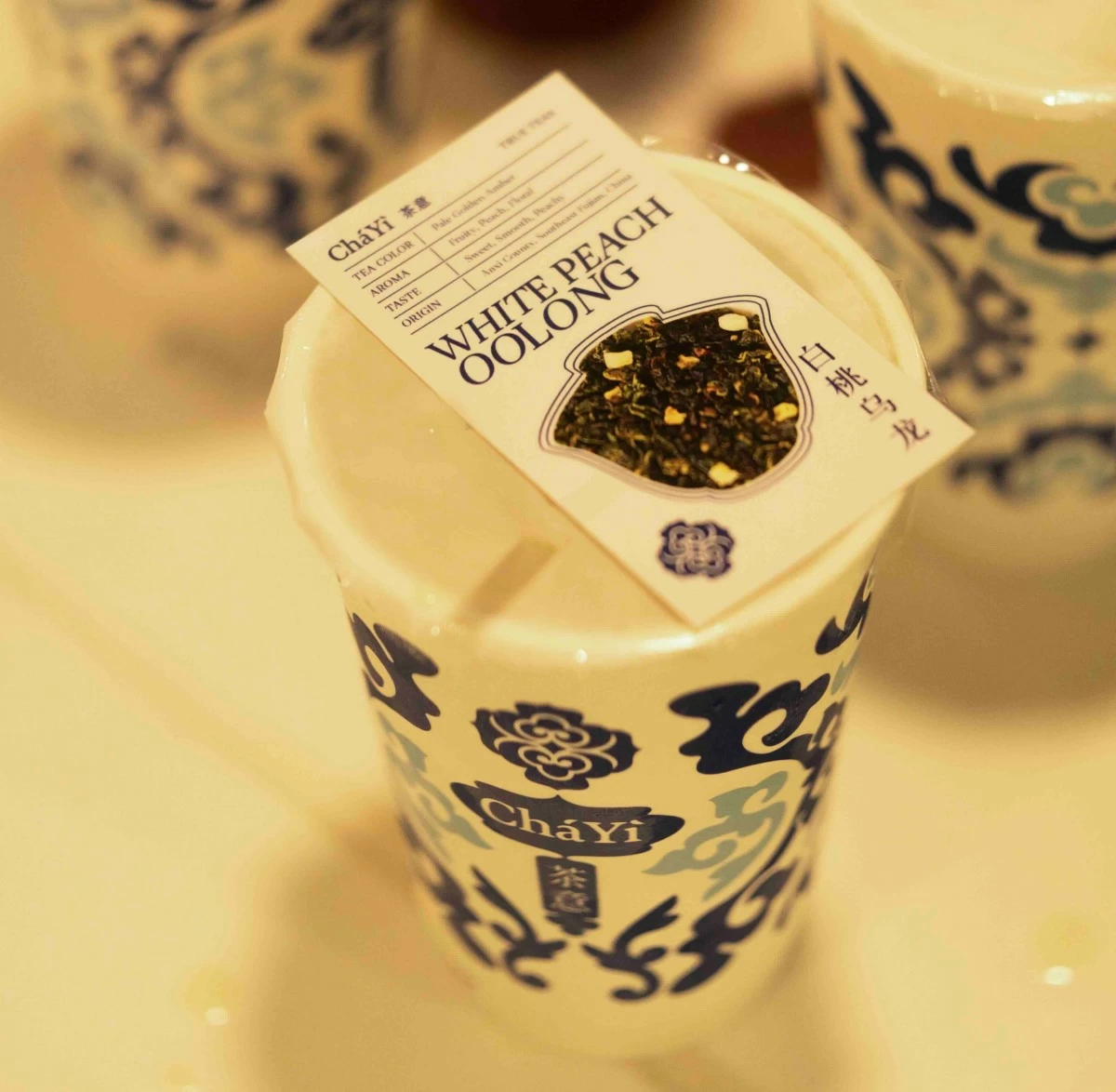 BLUSH BREW White Peach Oolong drink