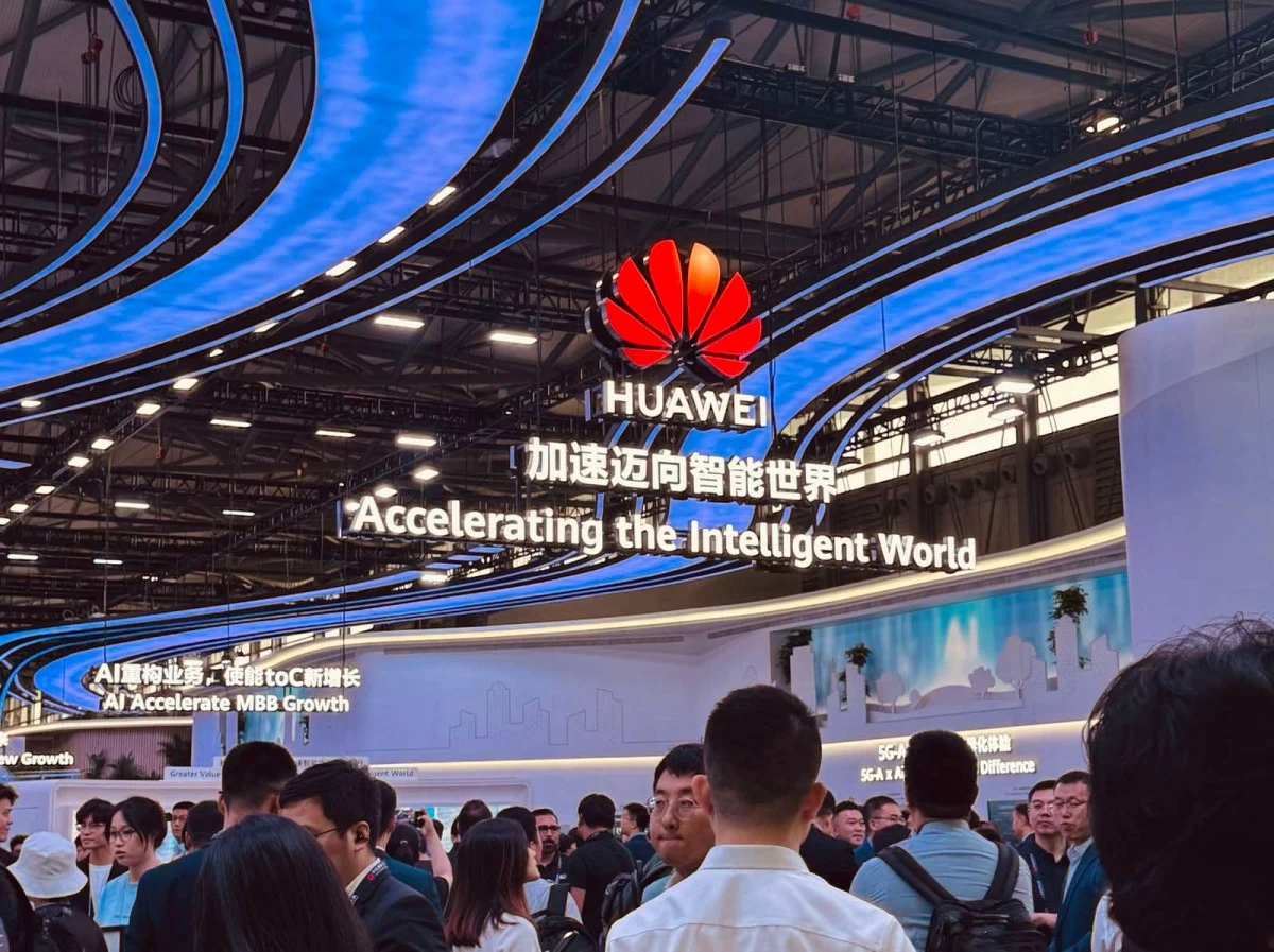 At Huawei’s MWC 2025 showcase, the company unveiled its emotionally intelligent AI assistant designed to integrate cloud-based services across home, healthcare, and business environments—blurring the lines between convenience and connection.