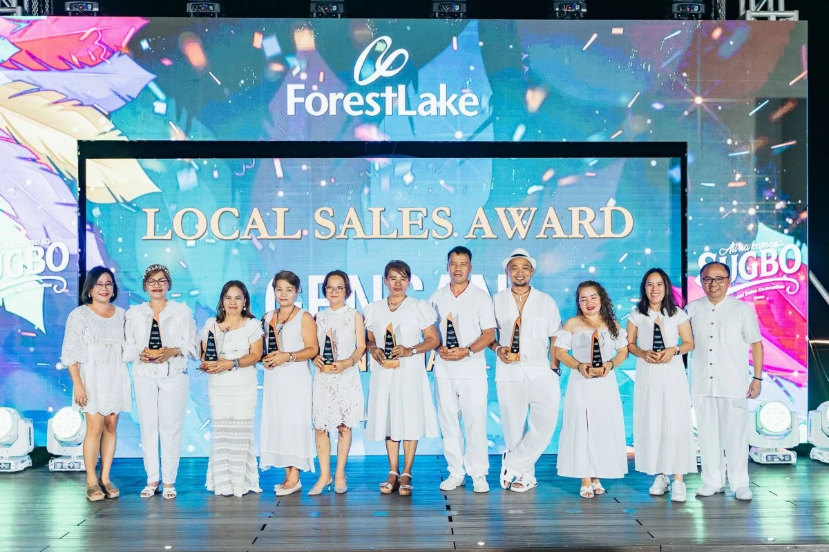 Mindanao’s top performers stand tall on stage, celebrating their milestones in this year’s sales performance celebration