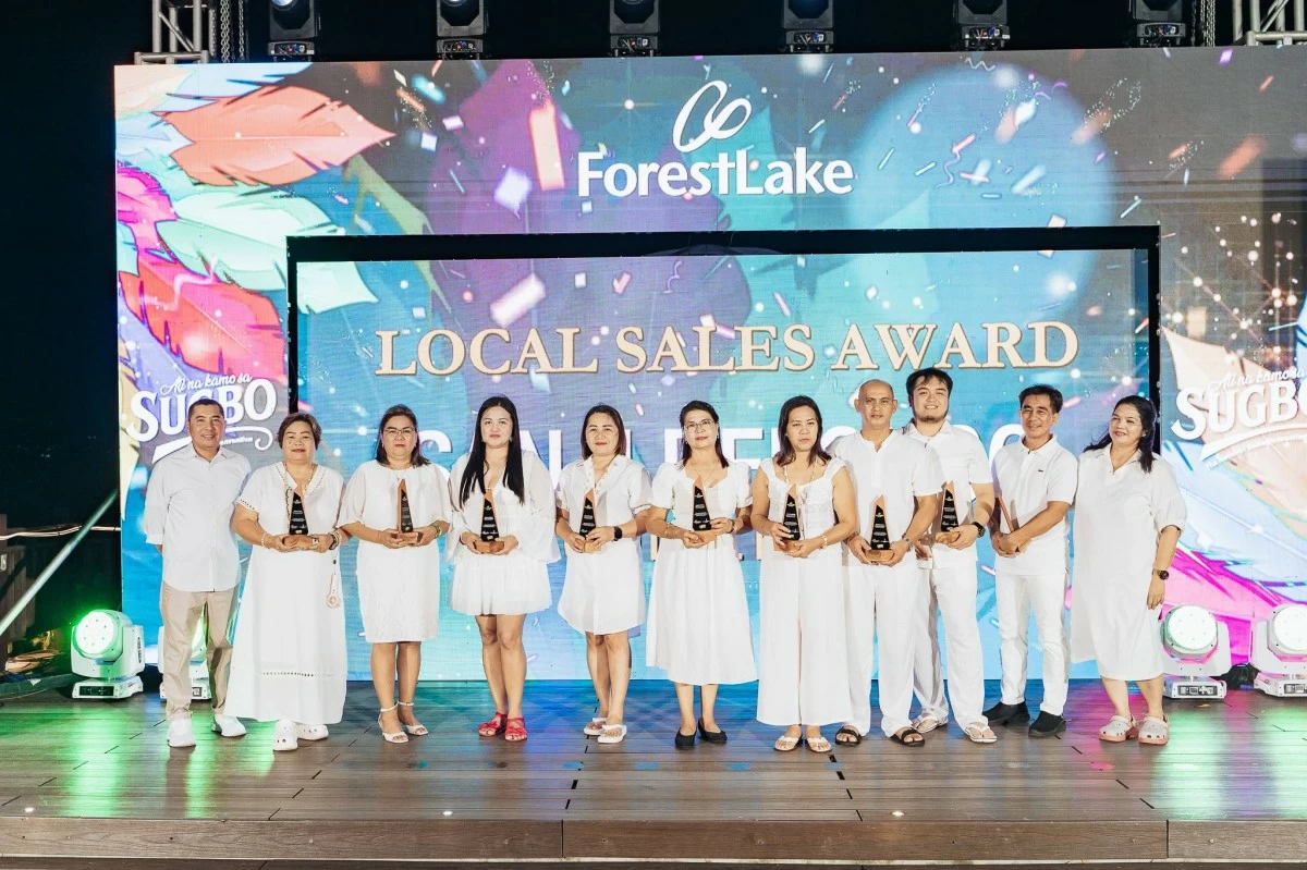 Local Sales Awardees from Central Luzon 3A shine in white as they are honored for their exemplary contributions in sales.