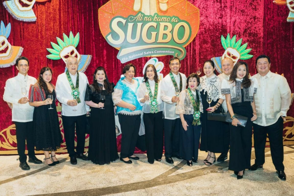 Families and friends of Forest Lake’s executives and leadership team grace the red carpet in traditional Filipiniana attire during the welcome dinner themed 'Ali na kamo sa Sugbo!