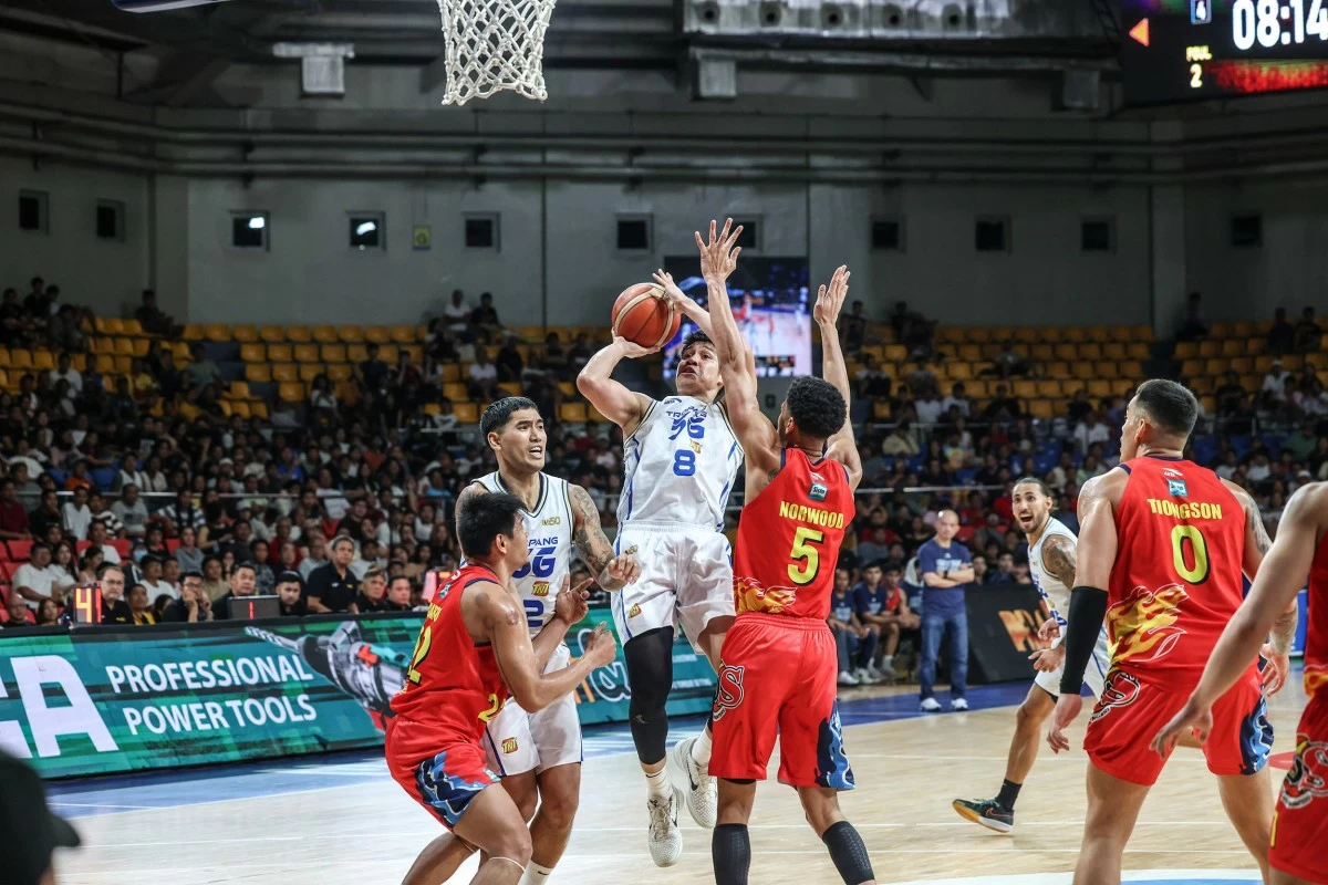 Calvin Oftana is expected to lead TNT Tropang 5G anew against Rain or Shine. (PBA Images)