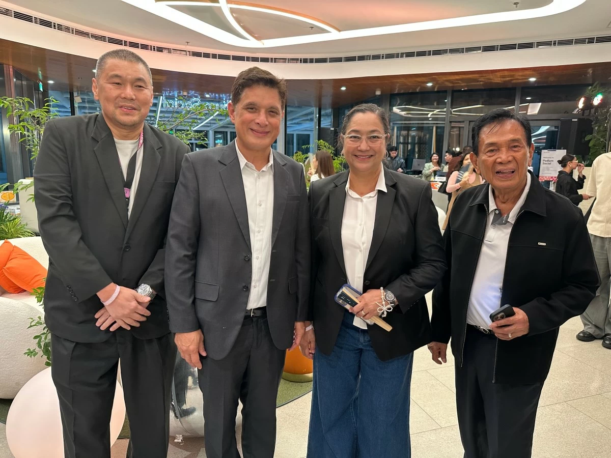 Jonjon San Agustin, Ian Mathay, Mandaluyong Mayor-elect Menchie Abalos, and Mandaluyong Mayor Ben Abalos