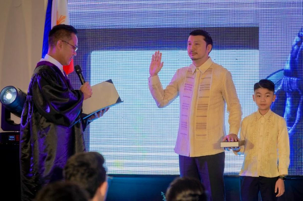 Valenzuela City Mayor Weslie 