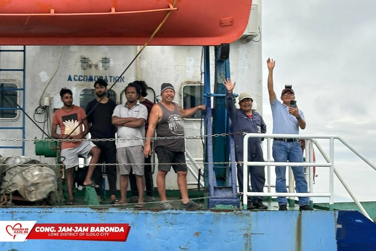 THE Filipino seafarers repatriated from a cargo ship stranded in the sea between Iloilo City and Guimaras Island.   (Office of Congresswoman Baronda)