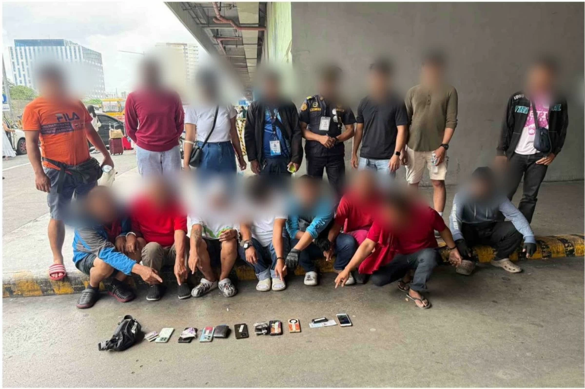The arrested taxi drivers. (Photo from SPD)